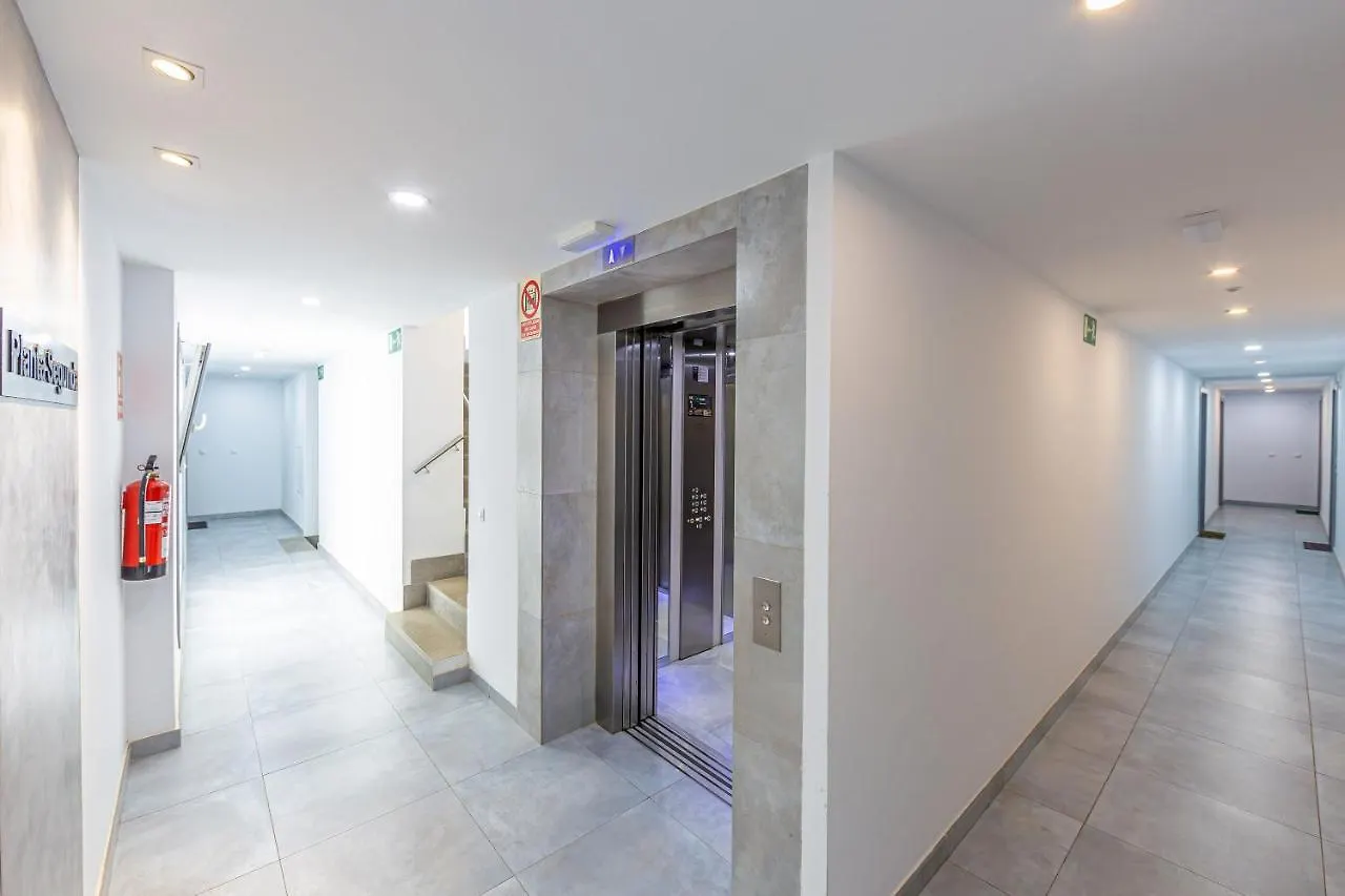 Ventura 2 - Centric & Pool - Simplytarifa Apartment