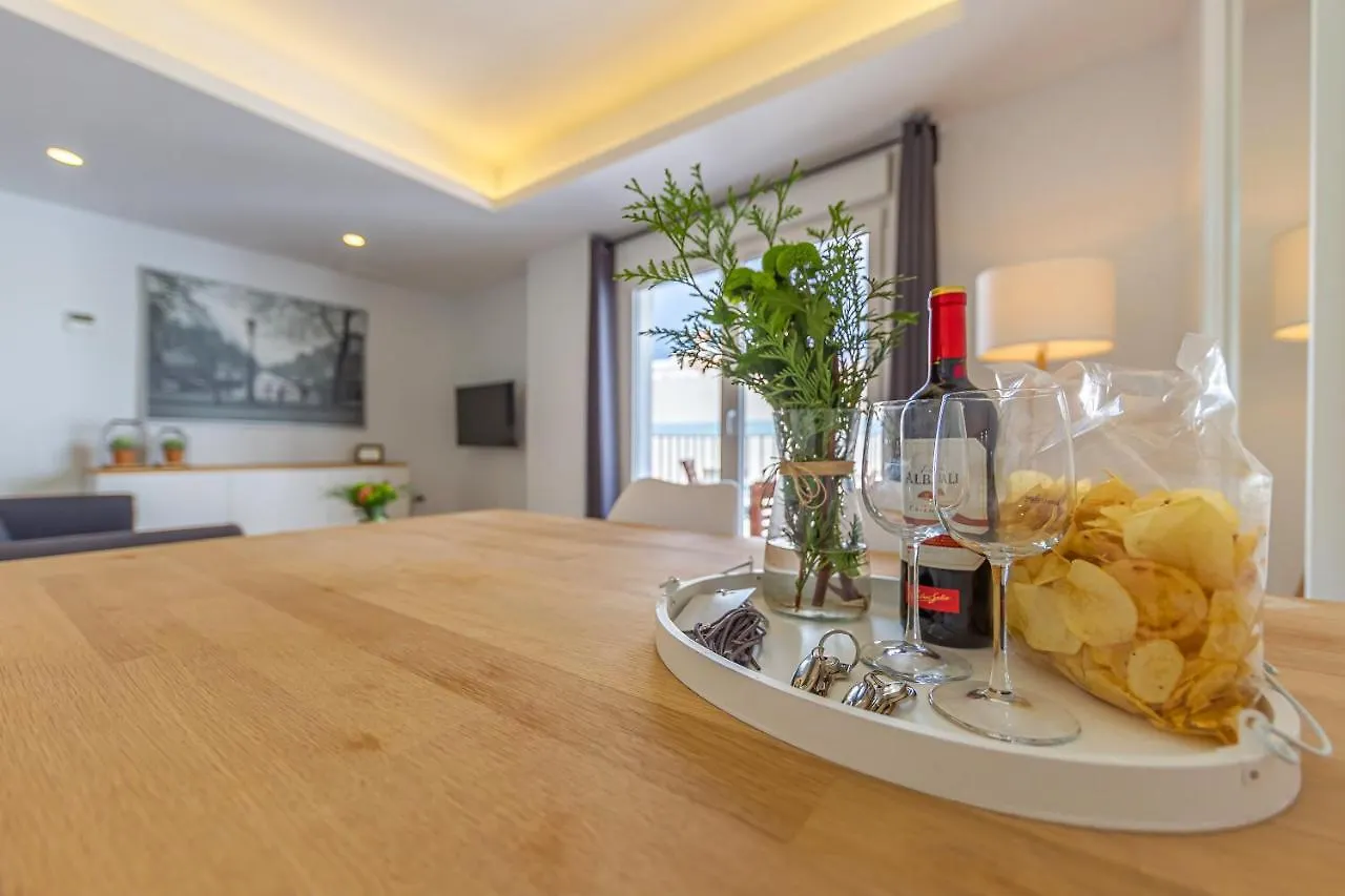 Ventura 2 - Centric & Pool - Simplytarifa Apartment Spain